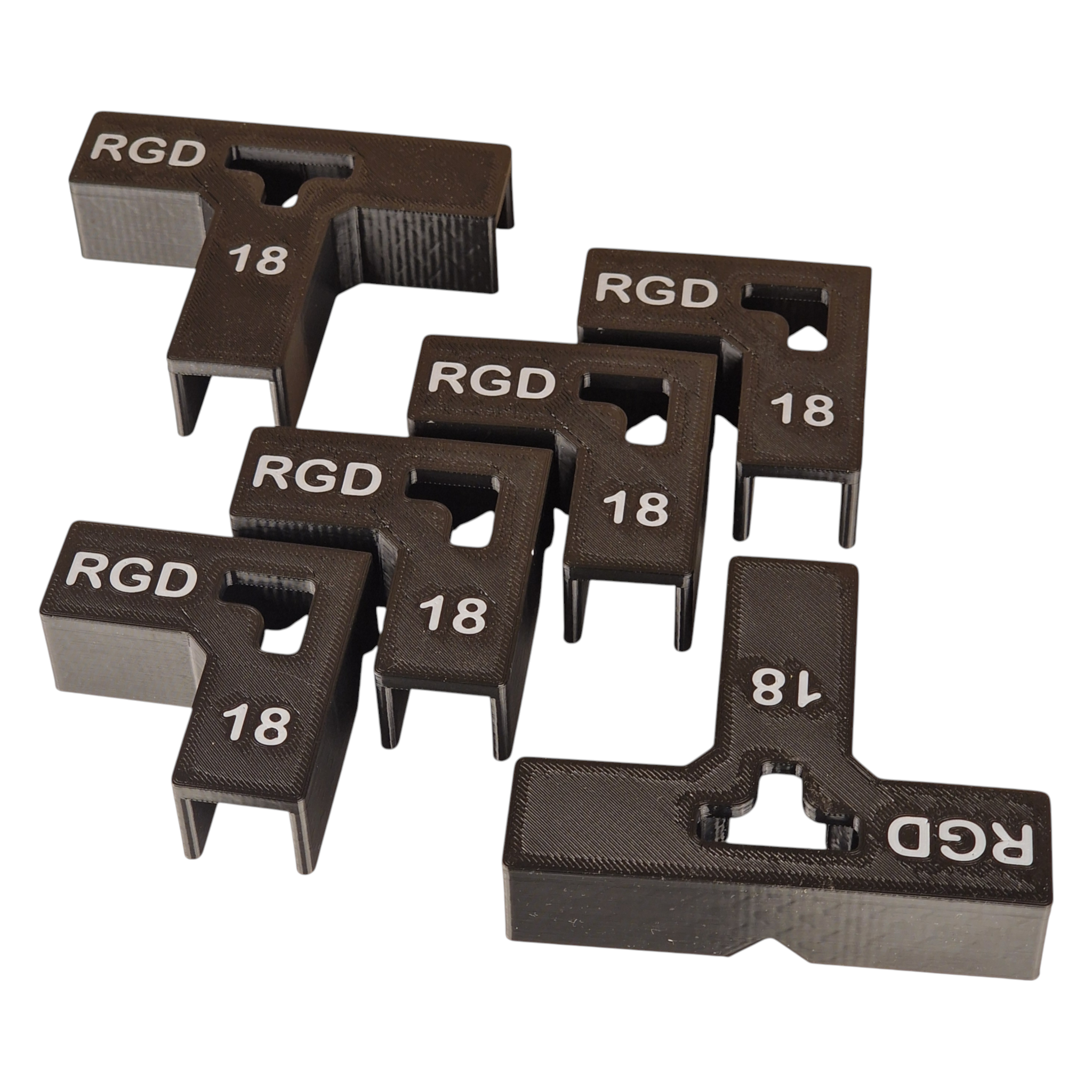 Set of mounting brackets for 18mm thick furniture carcasses